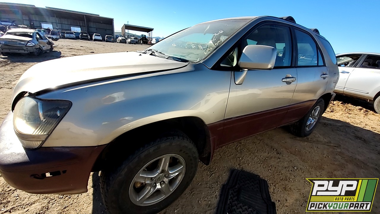 2000 LEXUS RX300 available for parts