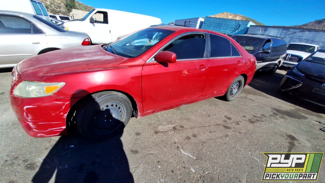 2011 TOYOTA CAMRY partes disponibles