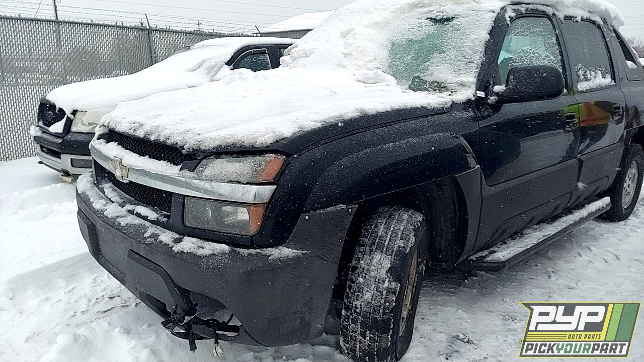 2005 CHEVROLET AVALANCHE 1500 available for parts