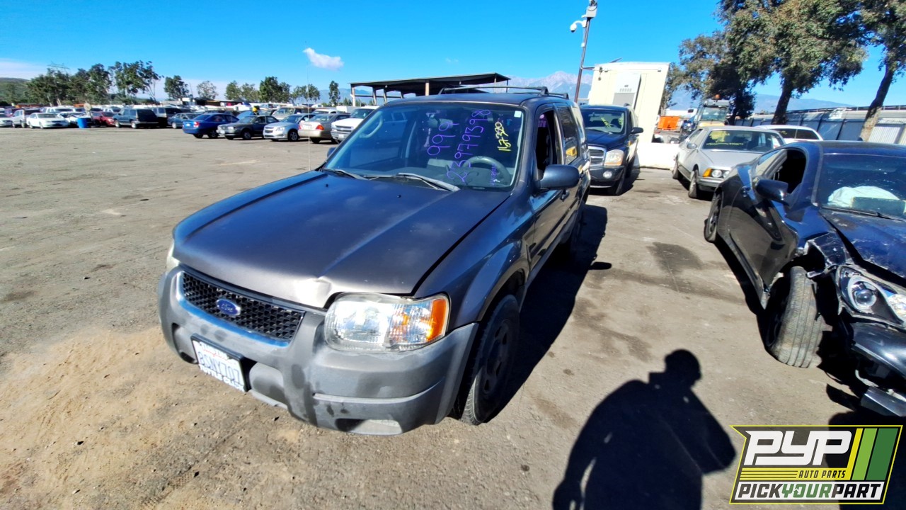 2004 FORD ESCAPE available for parts