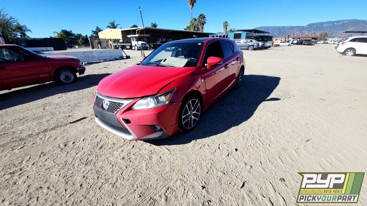 2015 LEXUS CT200H partes disponibles