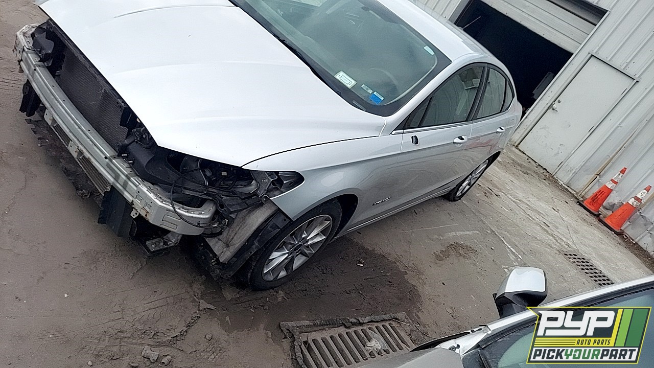 2017 FORD FUSION available for parts