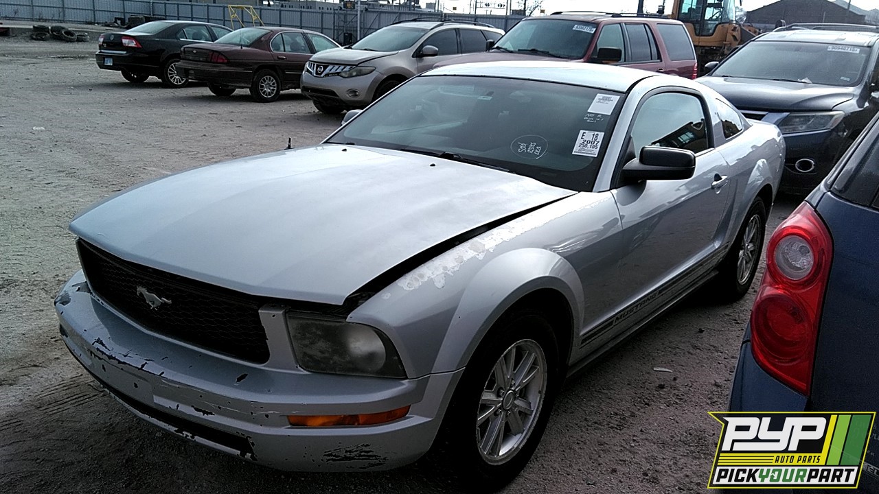 2007 FORD MUSTANG available for parts