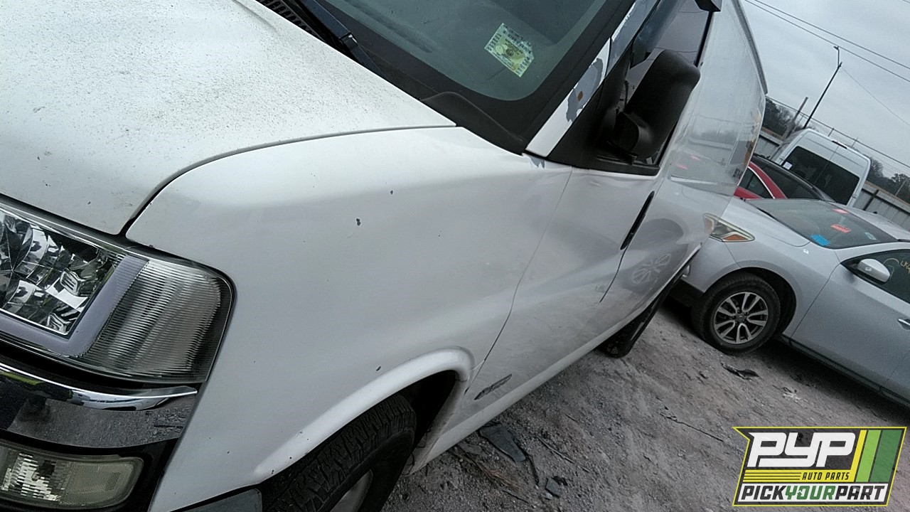 2003 CHEVROLET EXPRESS 3500 partes disponibles