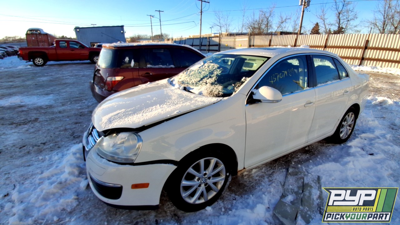 2010 VOLKSWAGEN JETTA available for parts