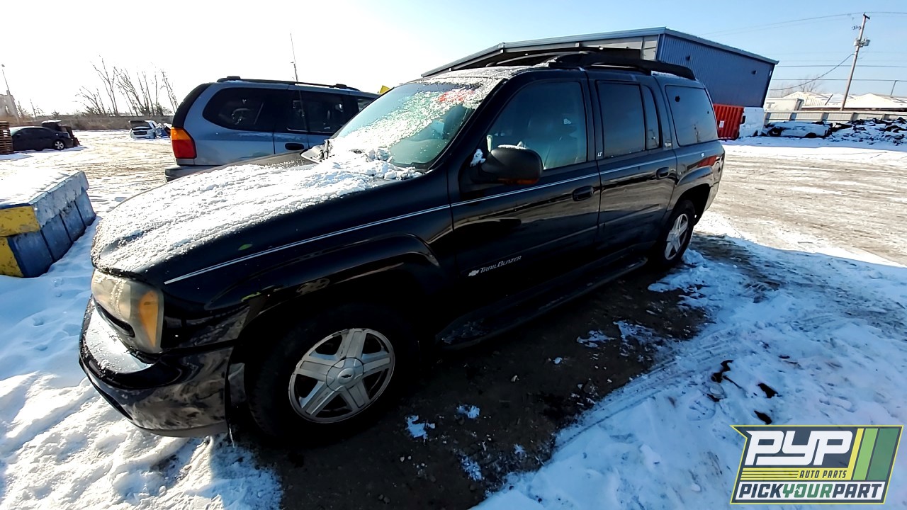 2003 CHEVROLET TRAILBLAZER EXT available for parts