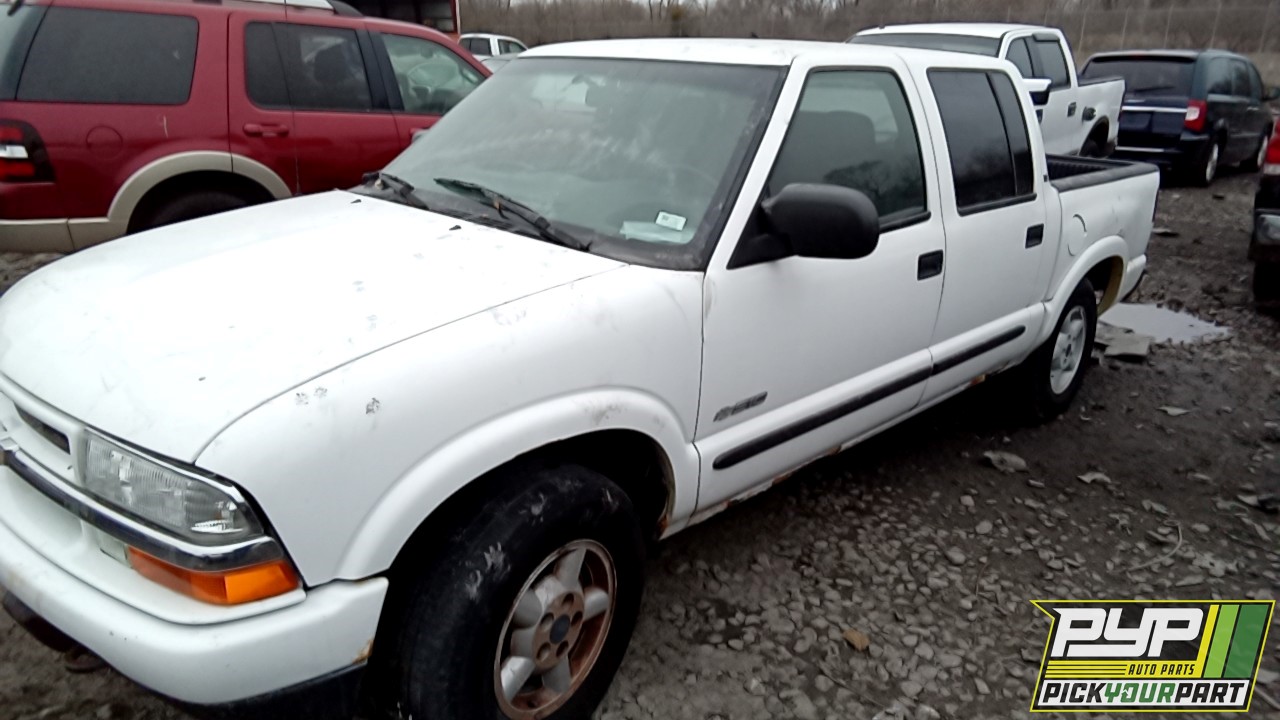2004 CHEVROLET S10 partes disponibles