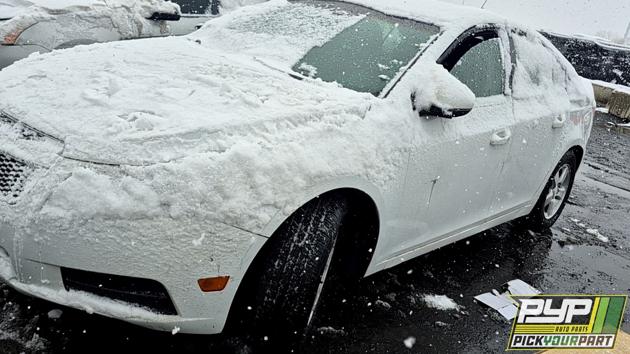 2012 CHEVROLET CRUZE partes disponibles