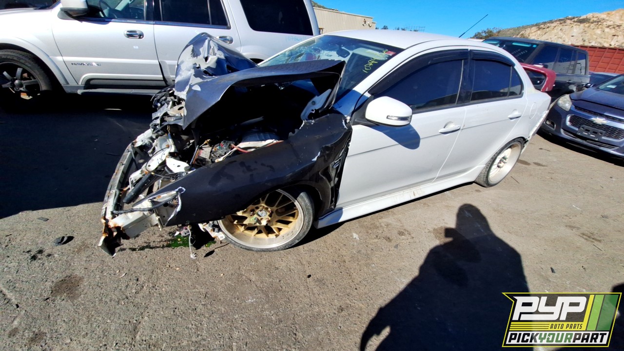 2017 MITSUBISHI LANCER partes disponibles