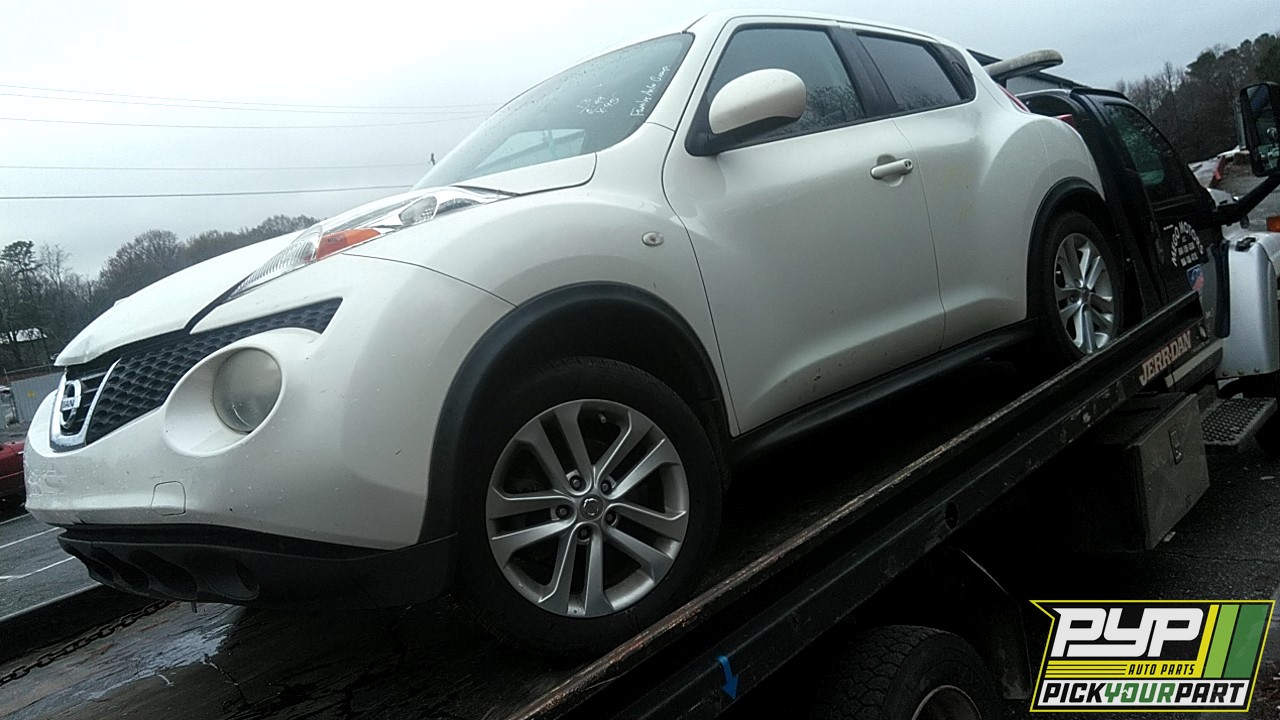 2013 NISSAN JUKE partes disponibles