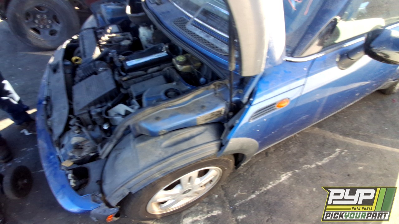 2006 MINI COOPER partes disponibles