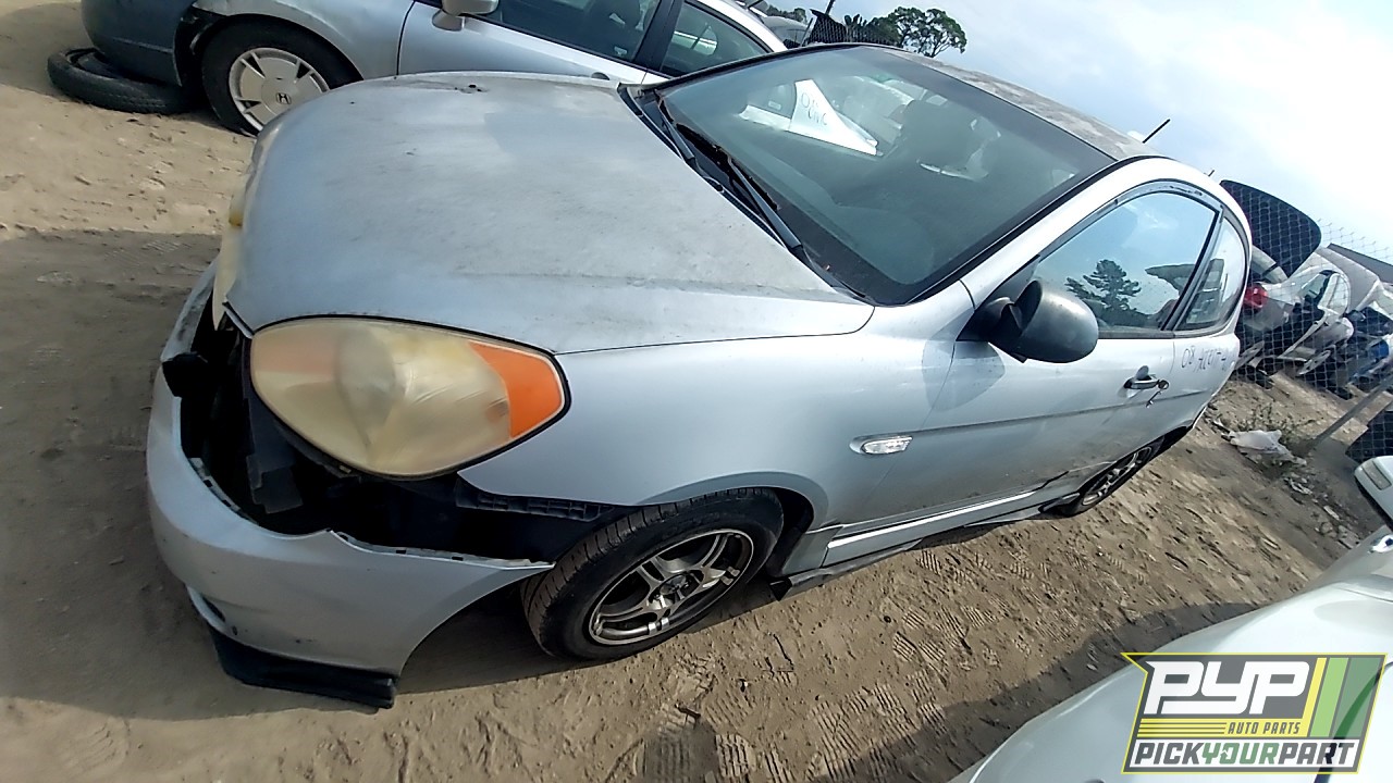 2008 HYUNDAI ACCENT partes disponibles