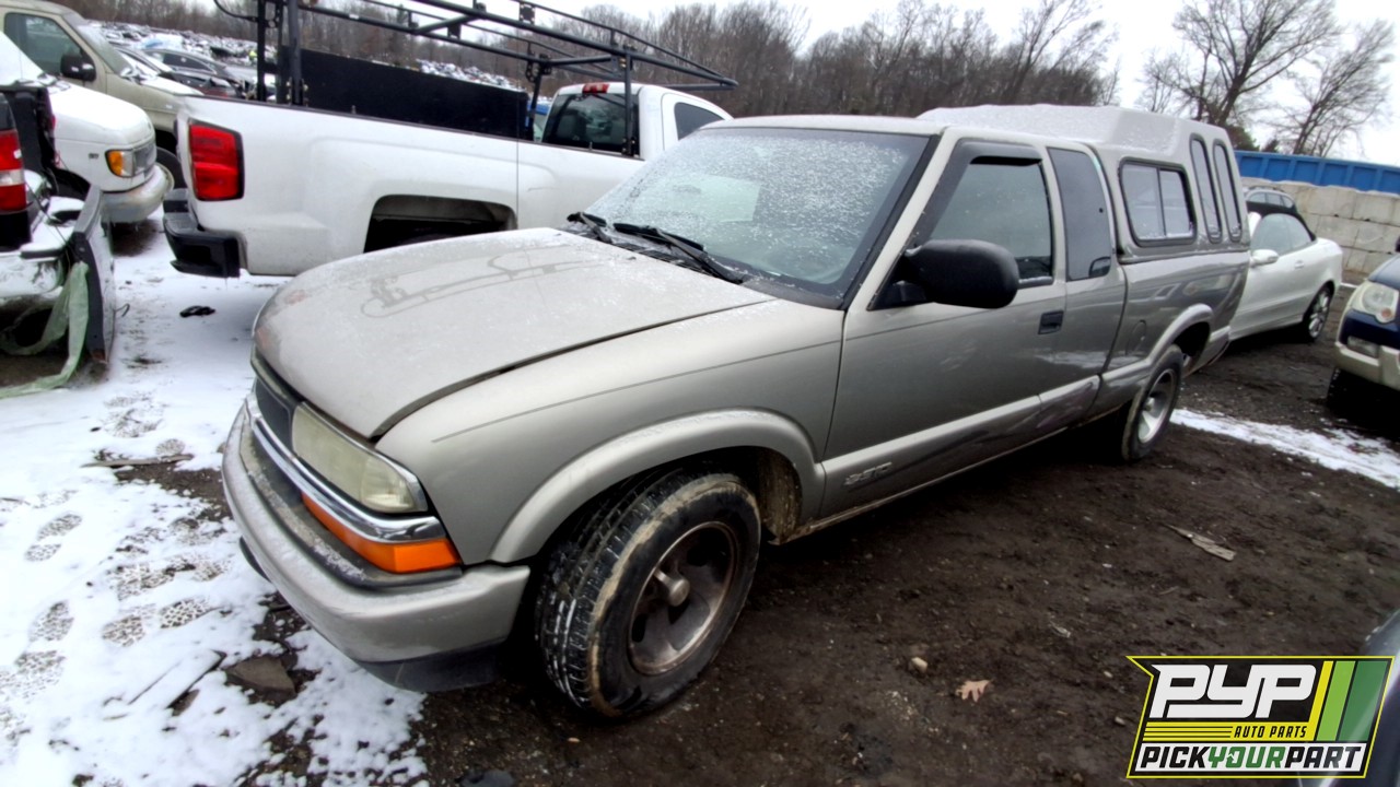2002 CHEVROLET S10 partes disponibles