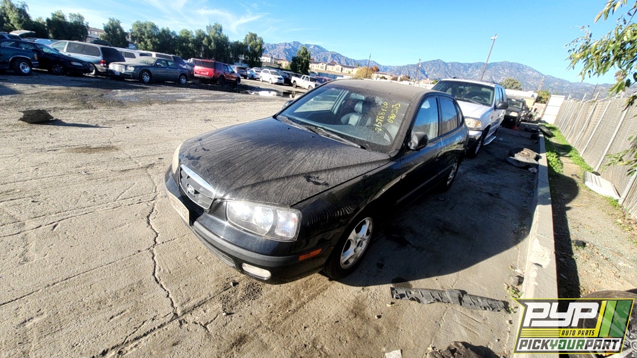 2003 HYUNDAI ELANTRA partes disponibles