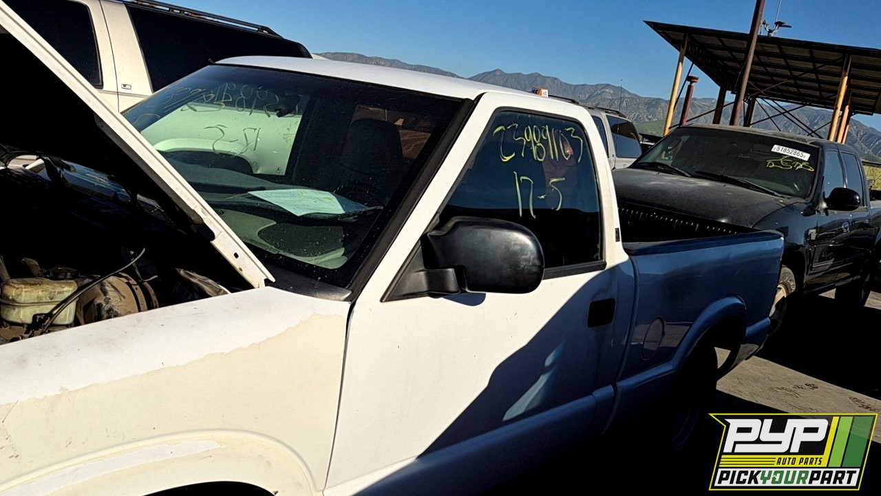 2001 GMC SONOMA partes disponibles