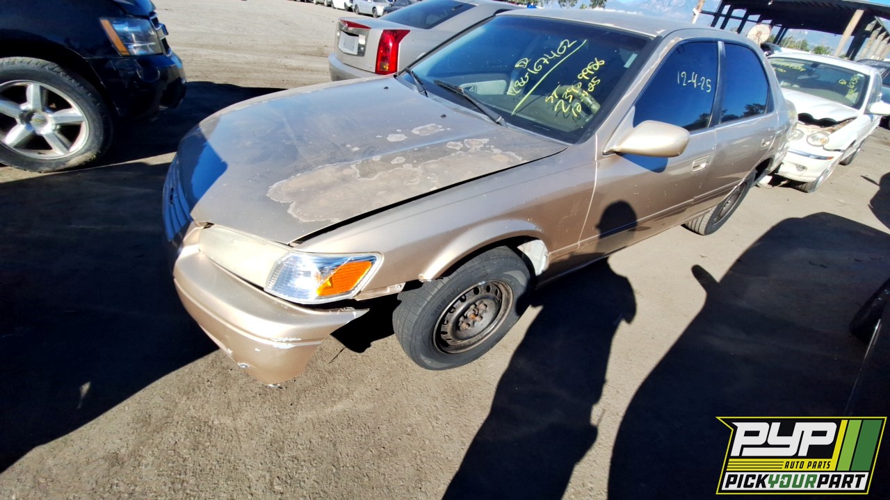 2000 TOYOTA CAMRY partes disponibles