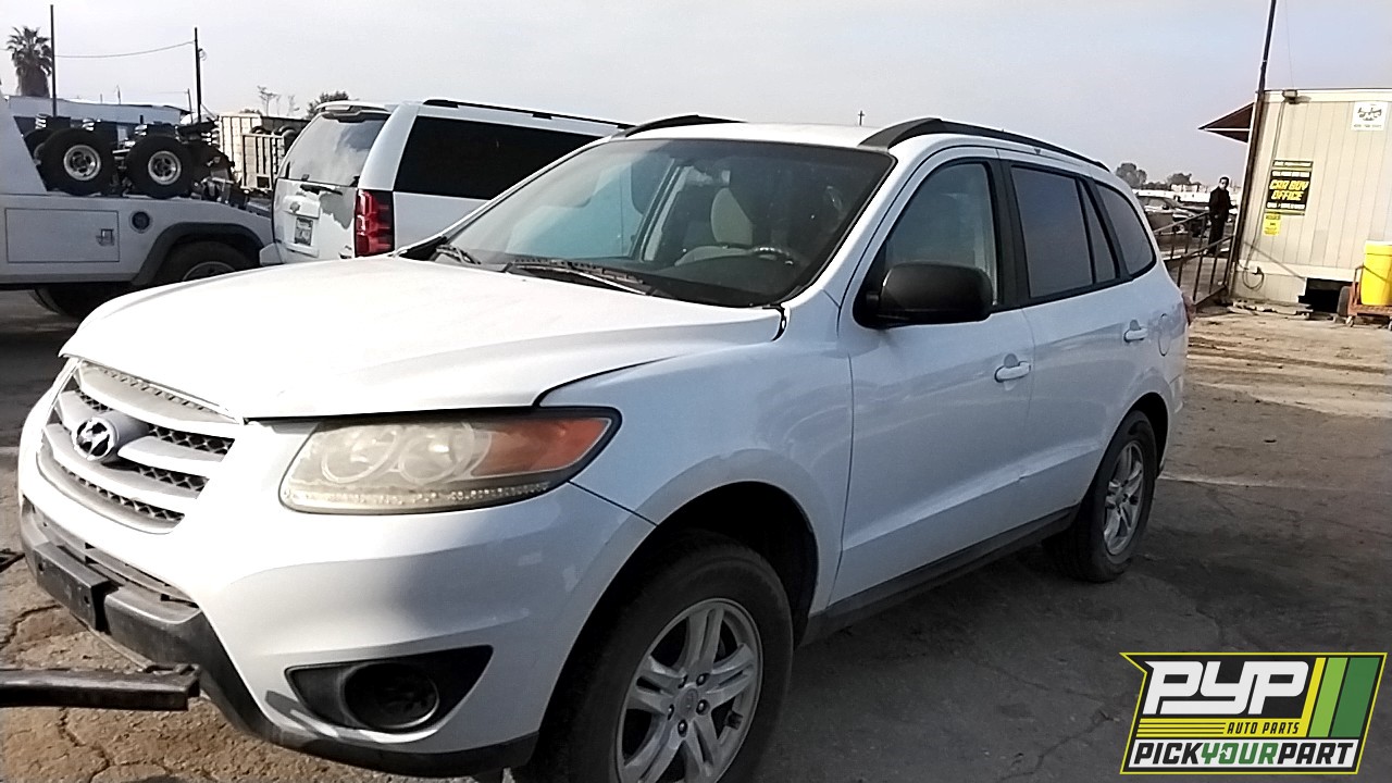 2012 HYUNDAI SANTA FE available for parts