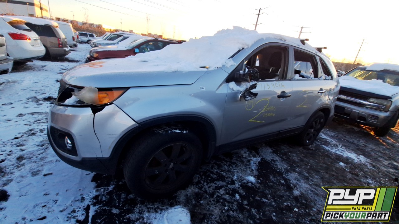2011 KIA SORENTO available for parts