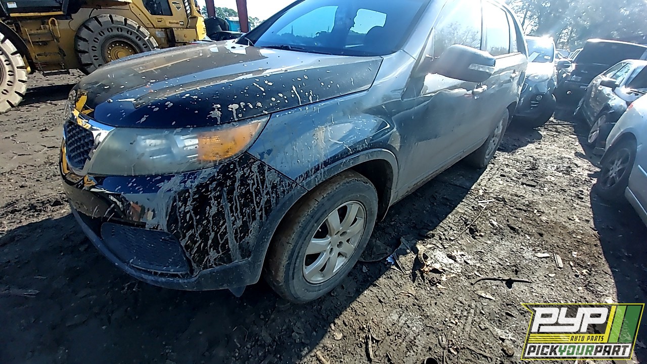 2011 KIA SORENTO available for parts