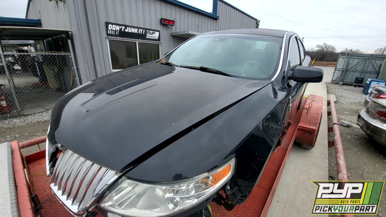 2009 LINCOLN MKS available for parts