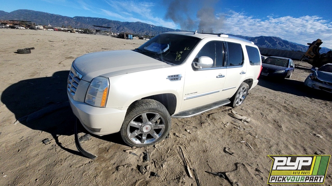 2007 CADILLAC ESCALADE available for parts