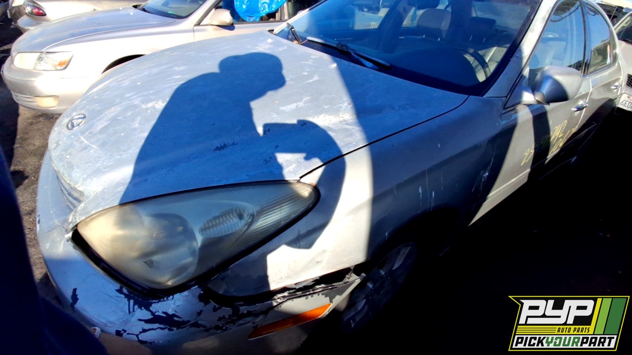 2002 LEXUS ES300 available for parts