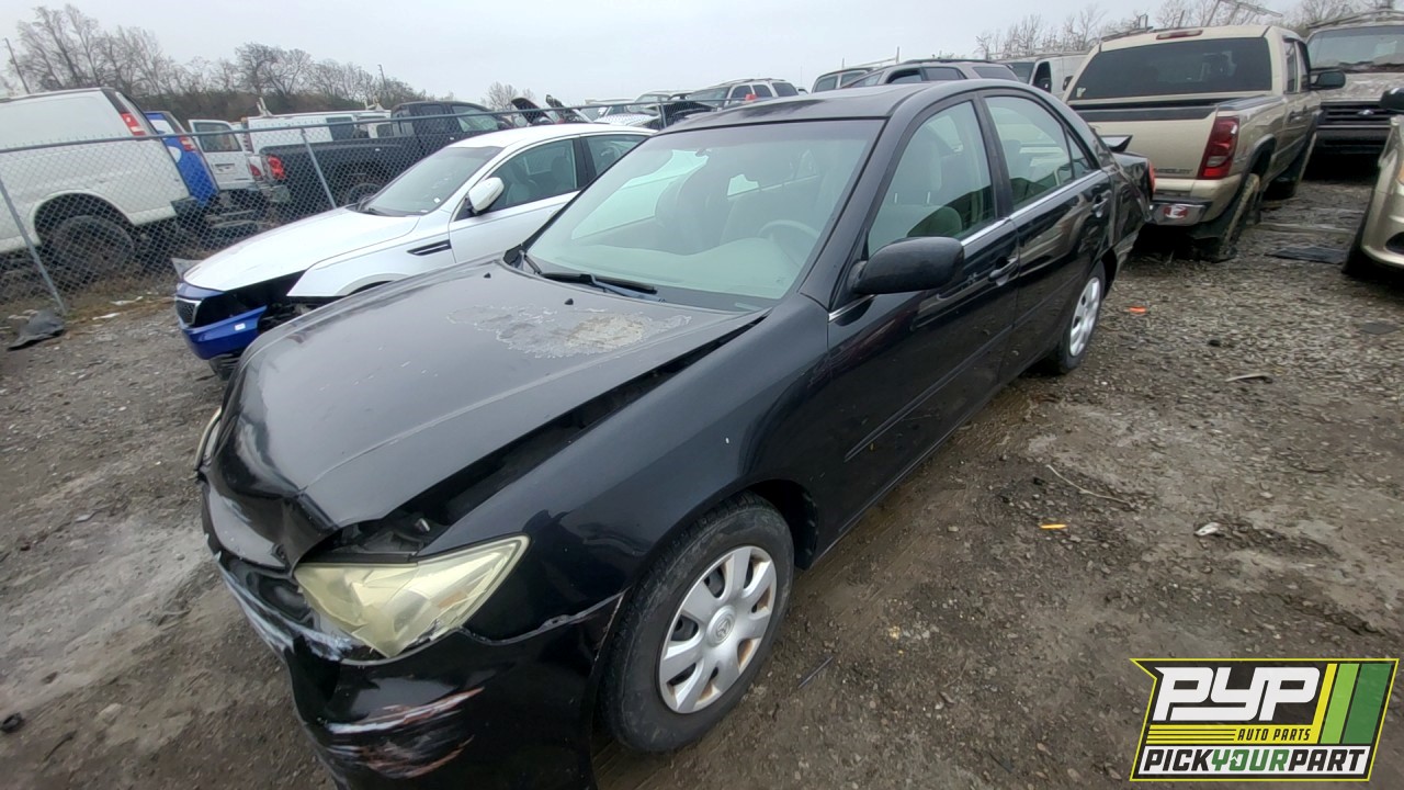 2003 TOYOTA CAMRY partes disponibles