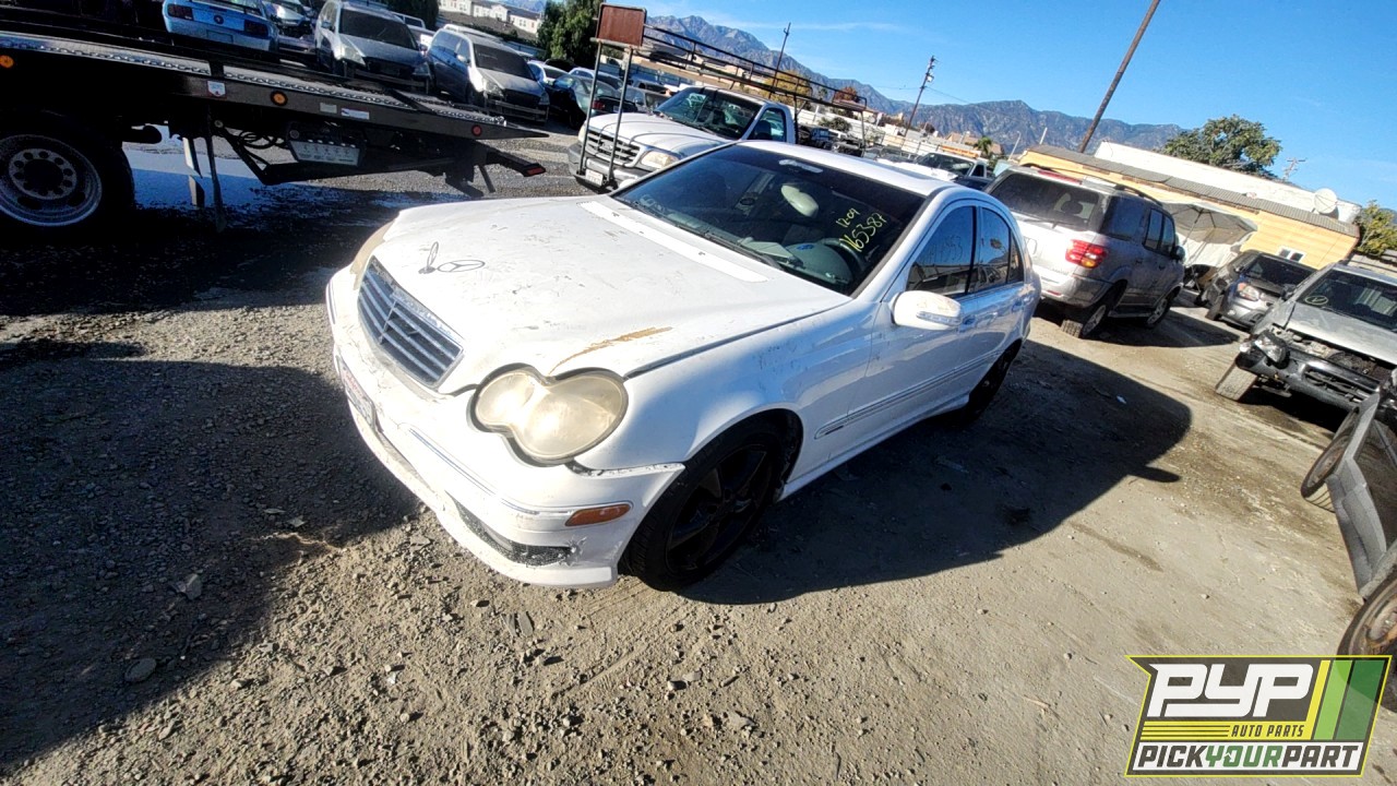 2006 MERCEDES-BENZ C230 partes disponibles