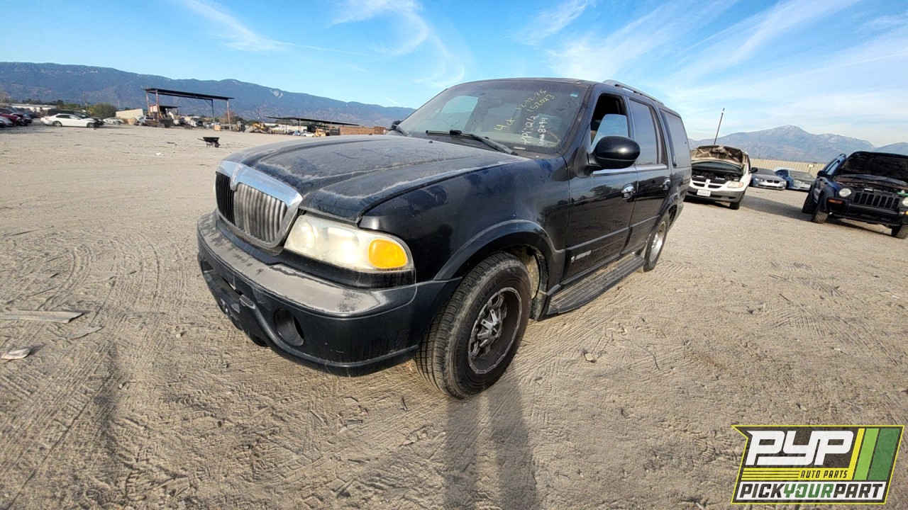 2002 LINCOLN NAVIGATOR available for parts