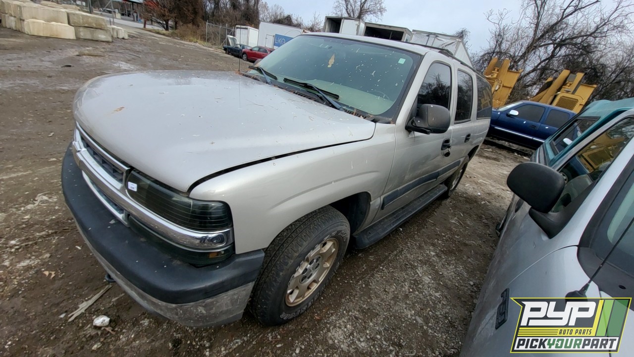 2004 CHEVROLET SUBURBAN 1500 partes disponibles