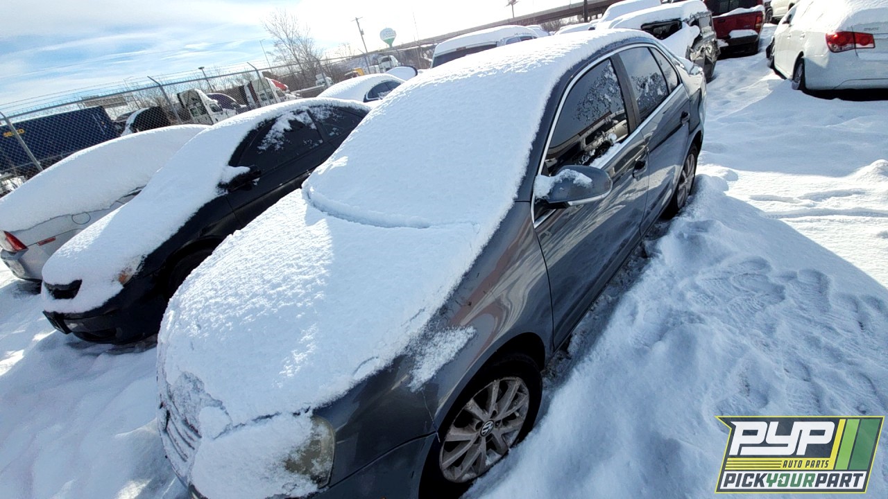 2010 VOLKSWAGEN JETTA partes disponibles