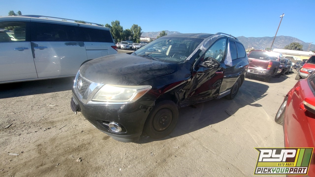 2013 NISSAN PATHFINDER partes disponibles