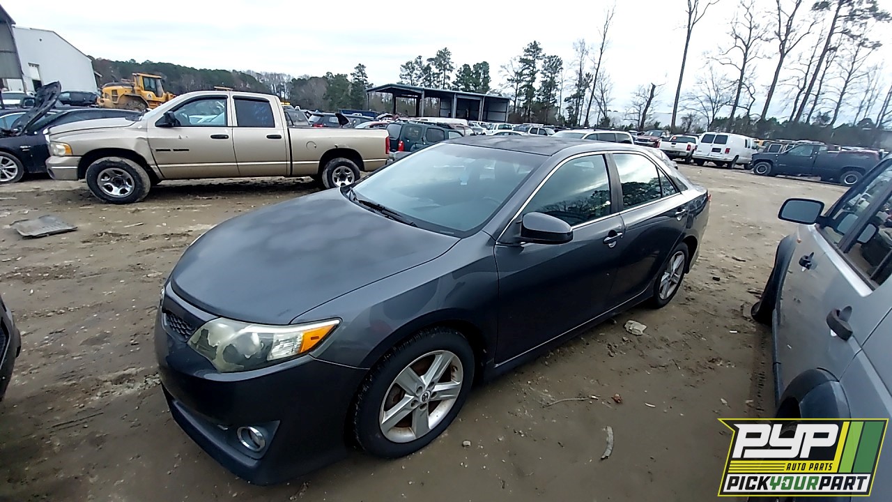 2012 TOYOTA CAMRY partes disponibles