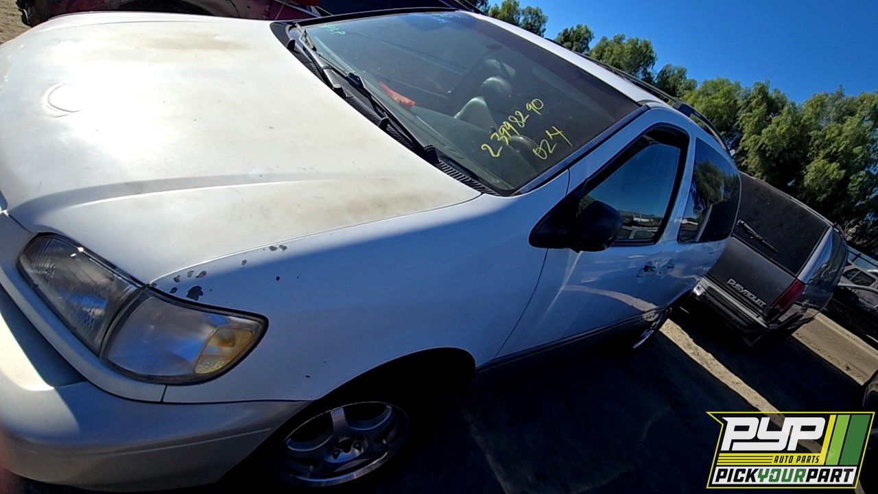 2000 TOYOTA SIENNA available for parts