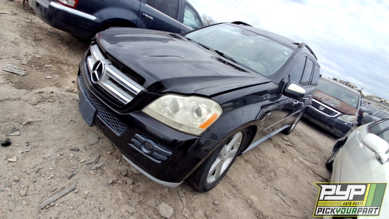 2009 MERCEDES-BENZ GL320 available for parts