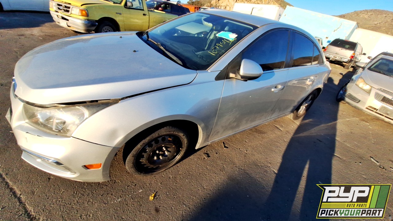 2015 CHEVROLET CRUZE partes disponibles