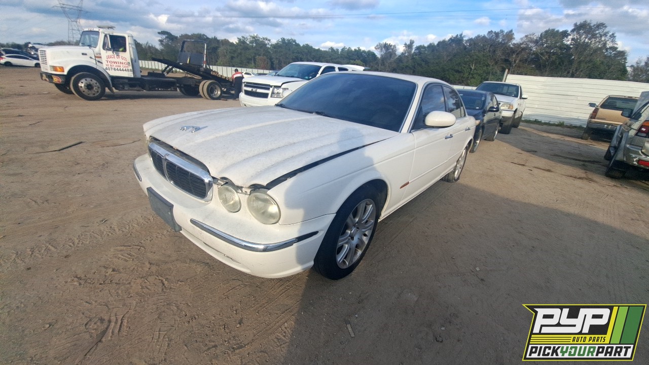 2004 JAGUAR XJ8 available for parts