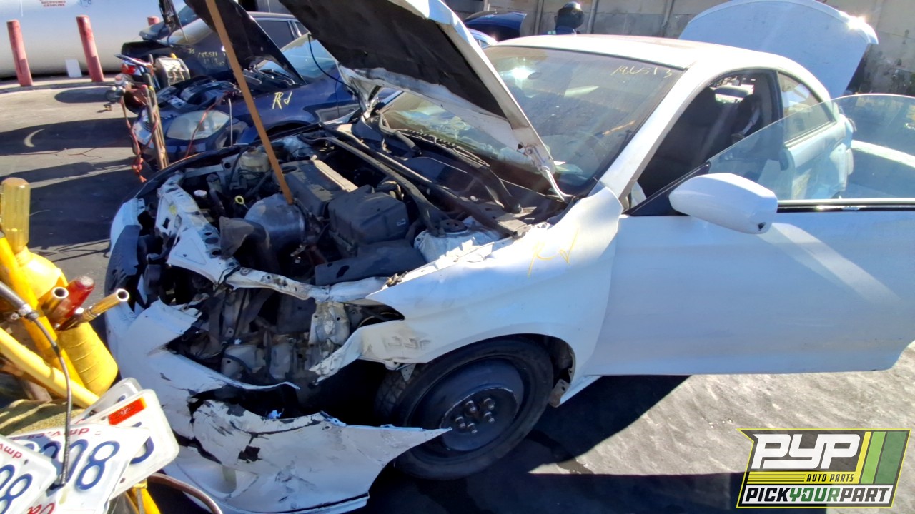 2004 TOYOTA SOLARA partes disponibles