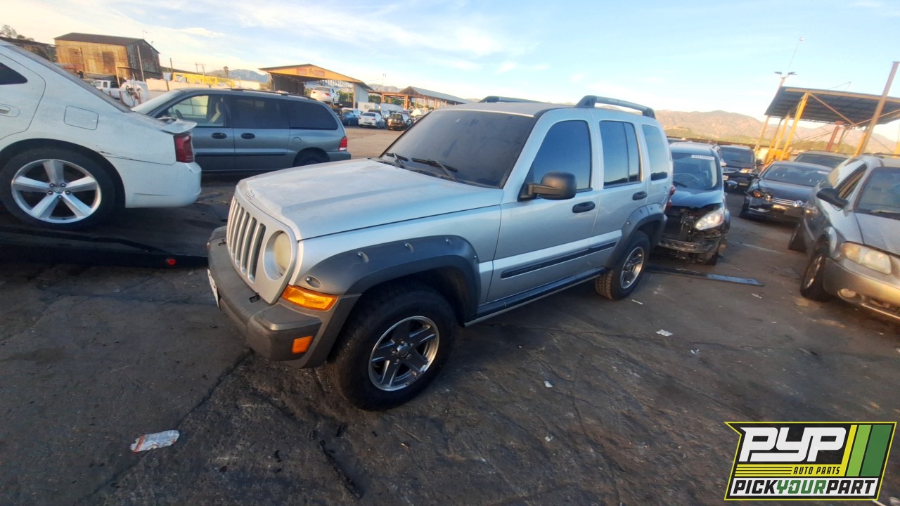 2005 JEEP LIBERTY partes disponibles