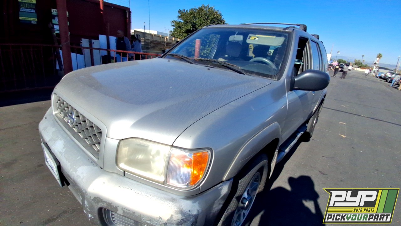 2001 NISSAN PATHFINDER partes disponibles