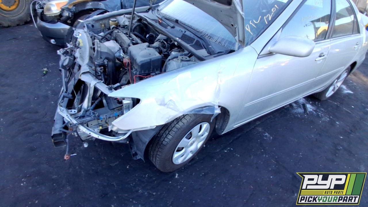 2003 TOYOTA CAMRY partes disponibles