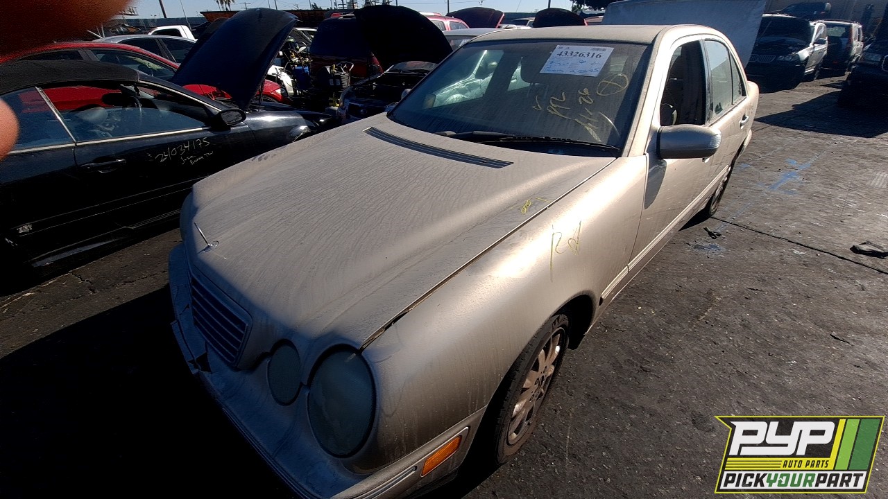 2001 MERCEDES-BENZ E320 partes disponibles