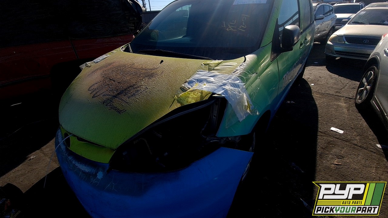 2008 TOYOTA SIENNA available for parts