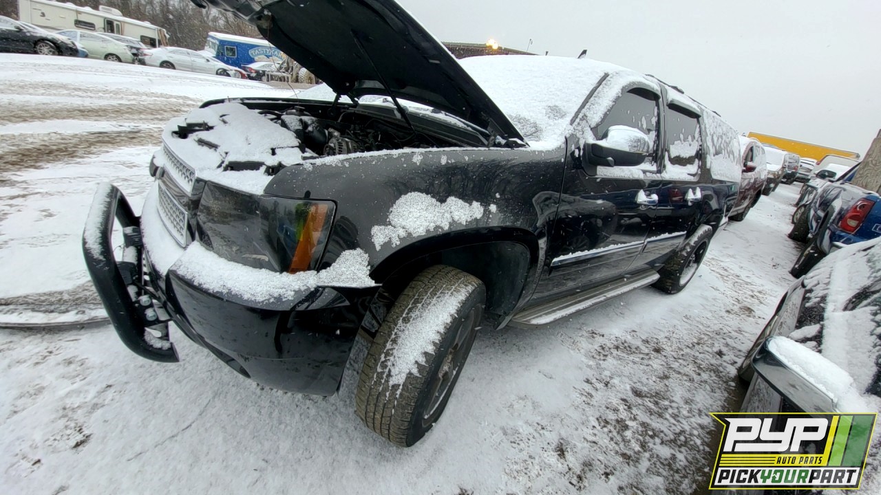 2010 CHEVROLET SUBURBAN 1500 partes disponibles