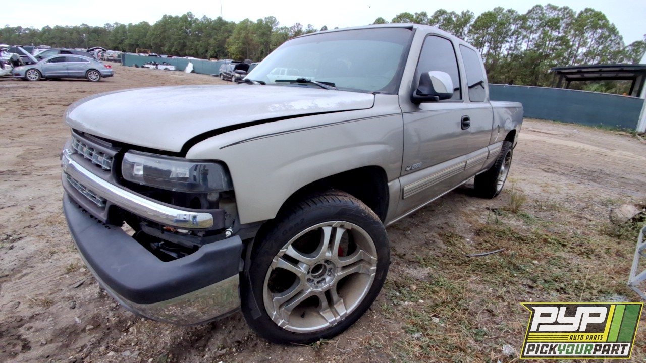 2000 CHEVROLET SILVERADO 1500 available for parts