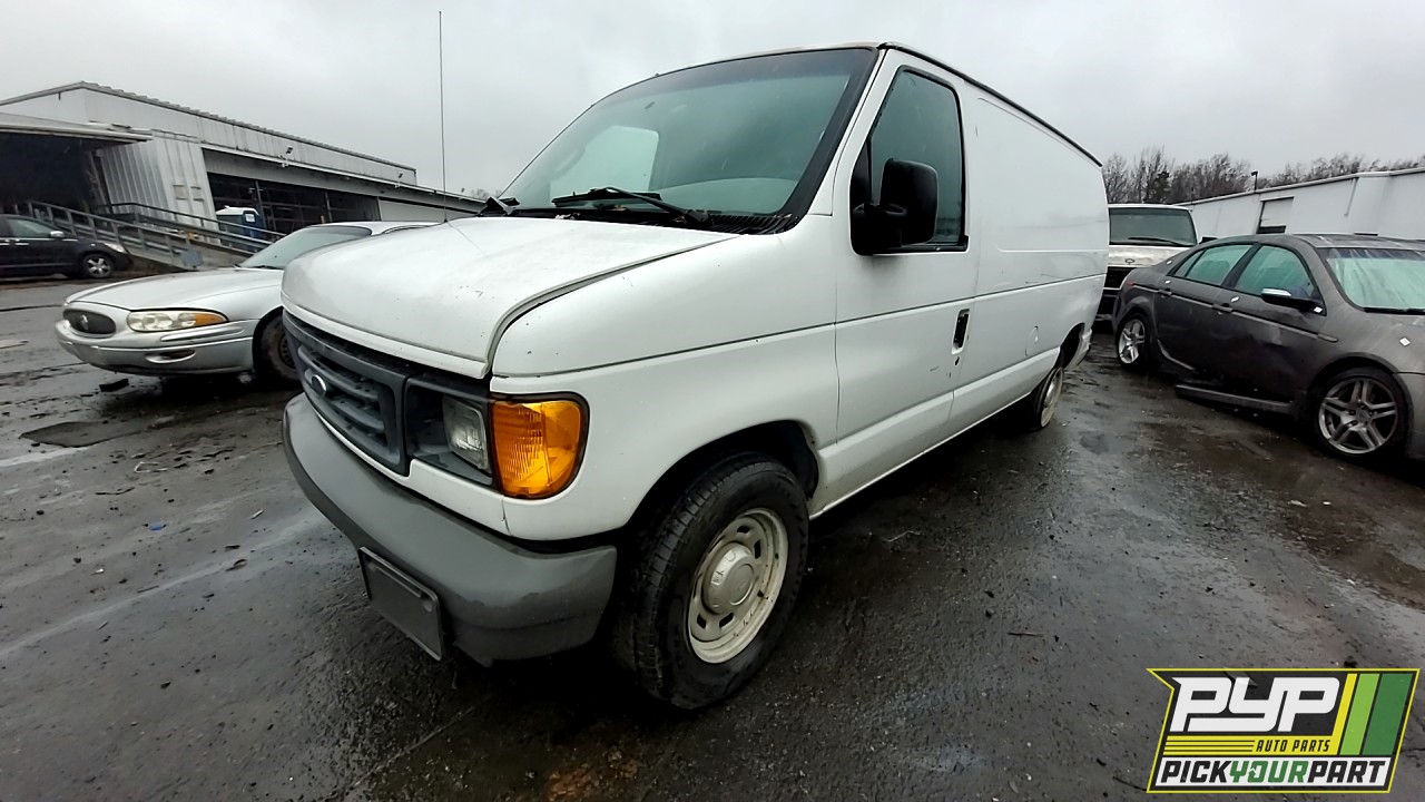 2004 FORD E-150 partes disponibles