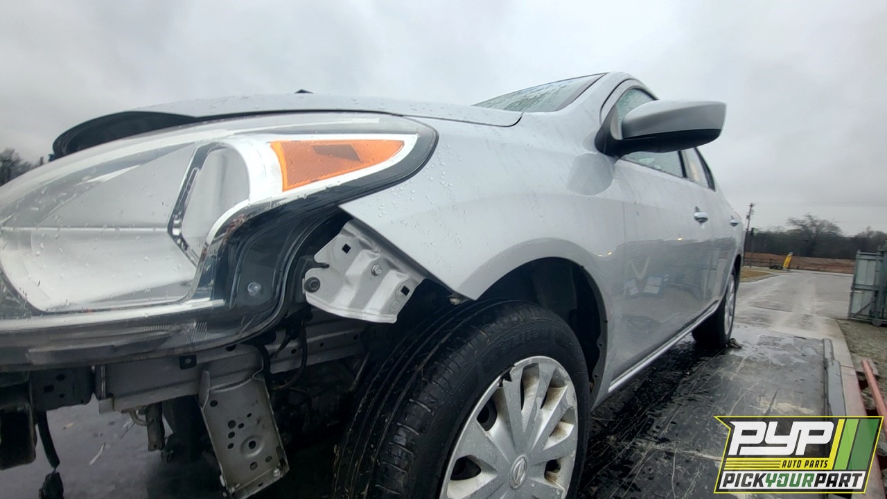 2018 NISSAN VERSA partes disponibles