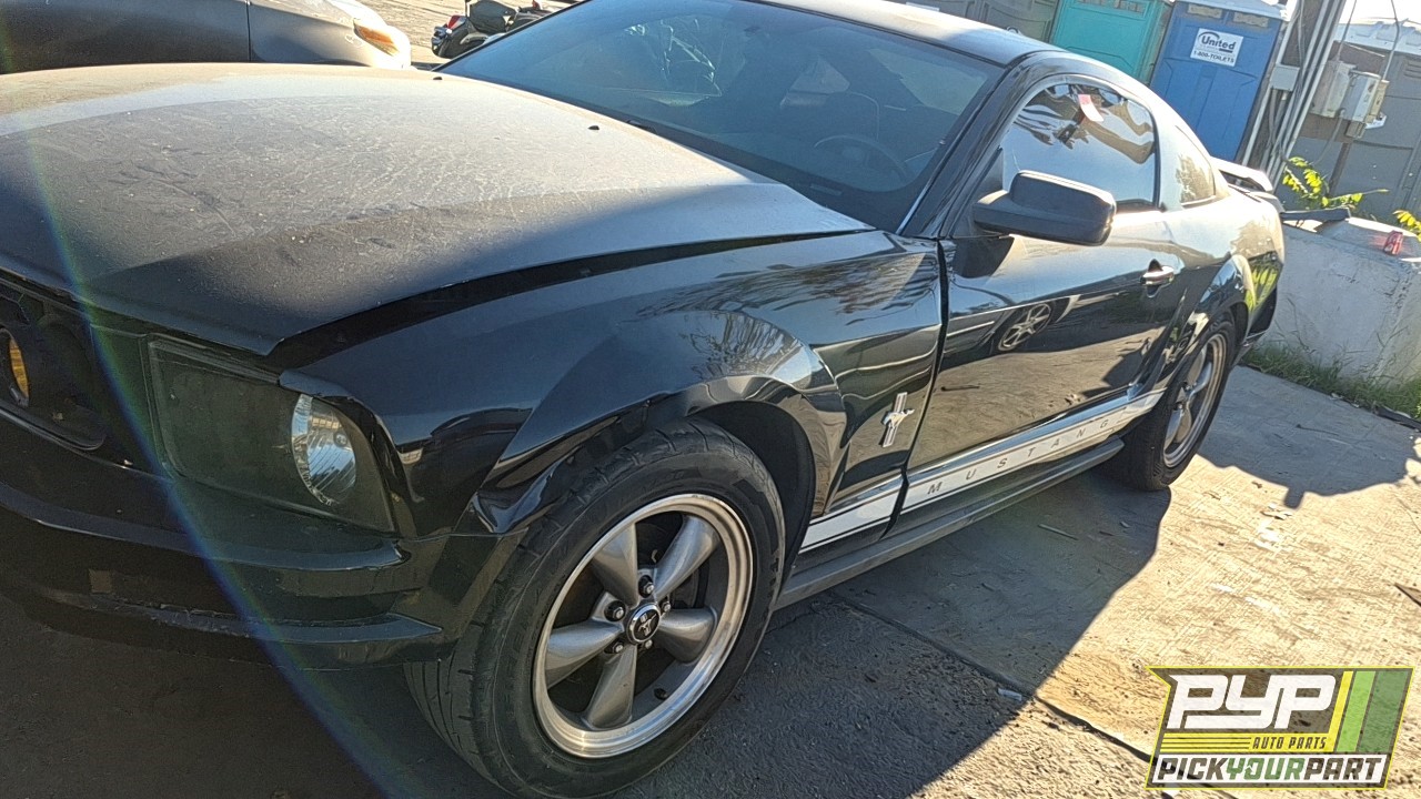 2006 FORD MUSTANG partes disponibles