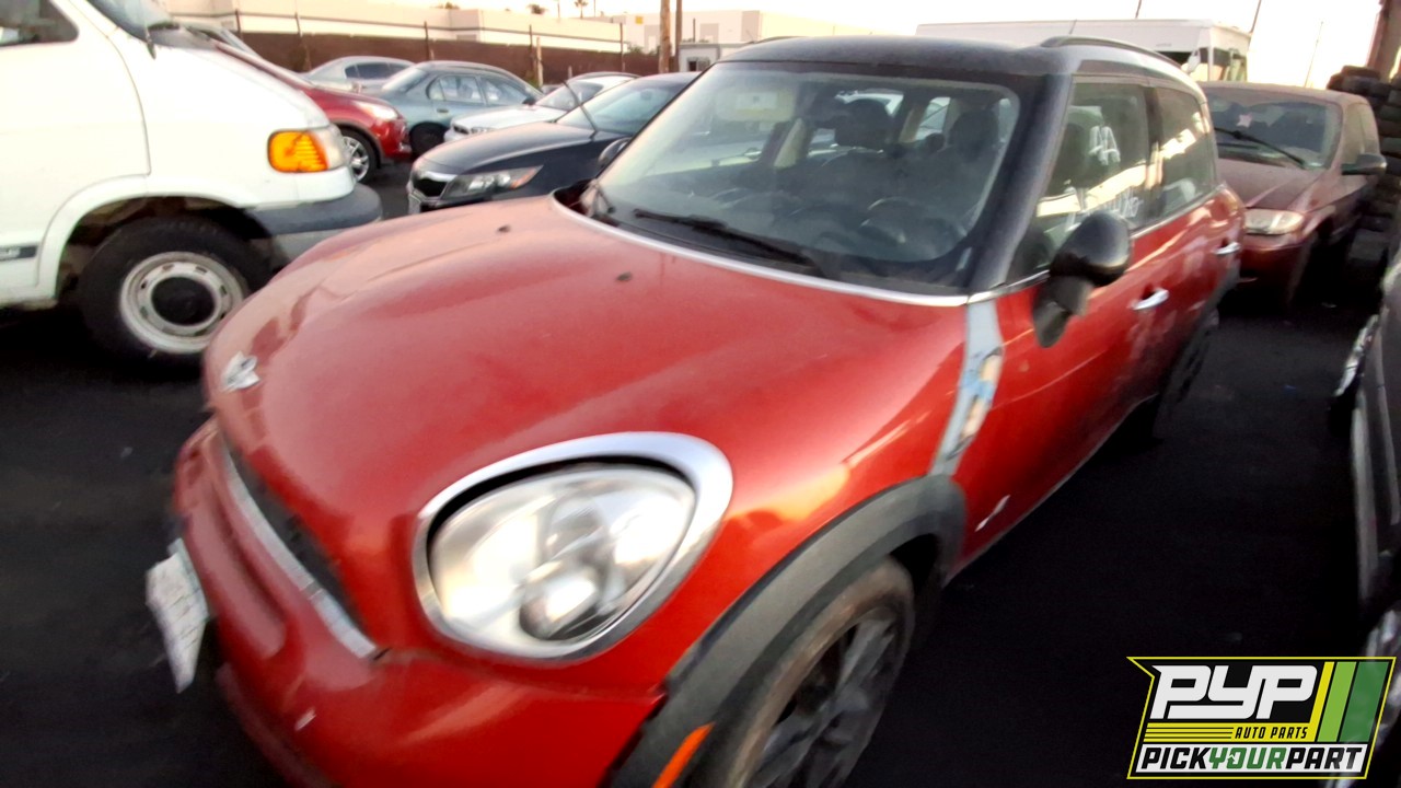 2014 MINI COOPER COUNTRYMAN partes disponibles