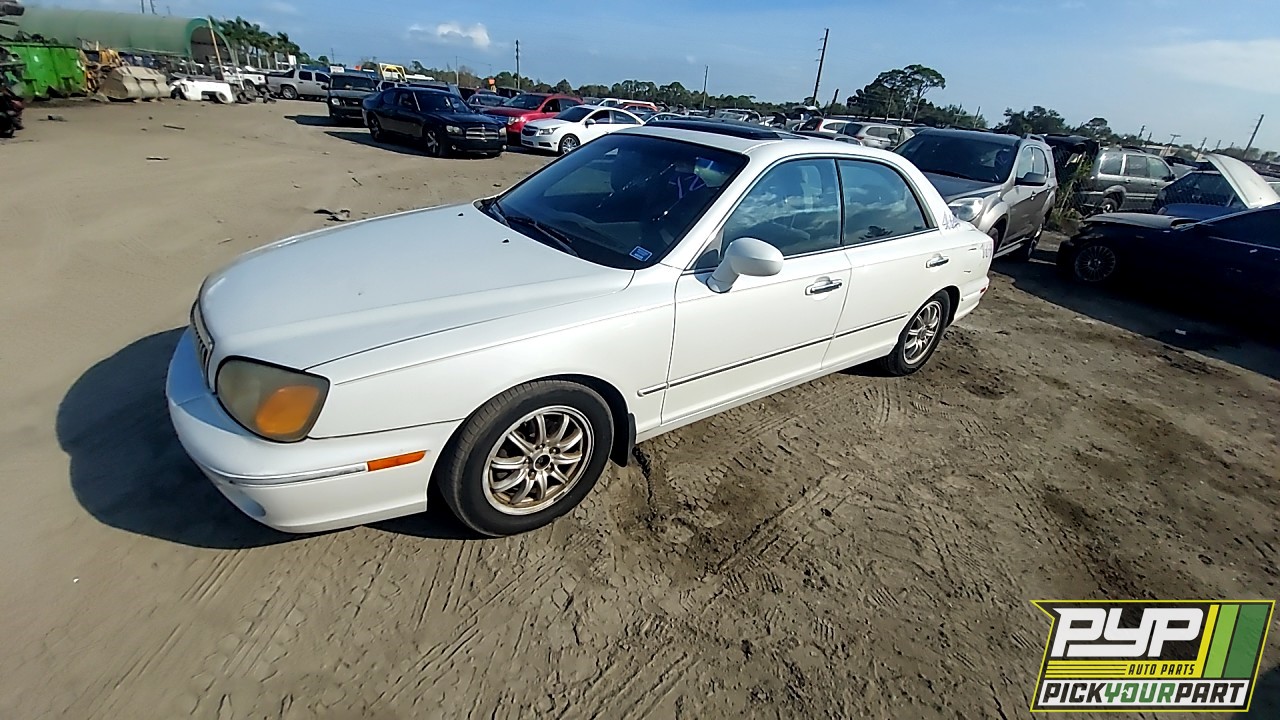 2003 HYUNDAI XG350 partes disponibles